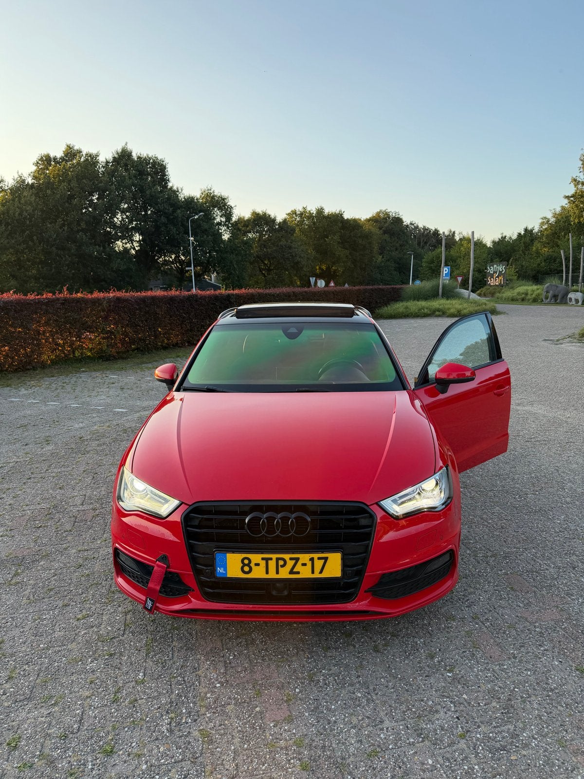Audi A3 Sportback 2.0 TDI S-line Full Option | Pano| B&O, Euro 5, 4 cilinders, Leder, 140 €/maand