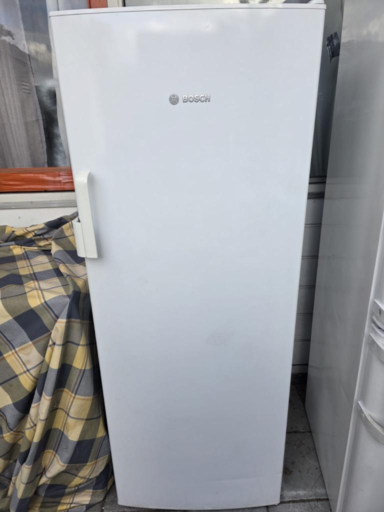 Vriezer werkt perfect bezorgen mogelijk, Ophalen of Verzenden, Gebruikt, 60 tot 90 cm