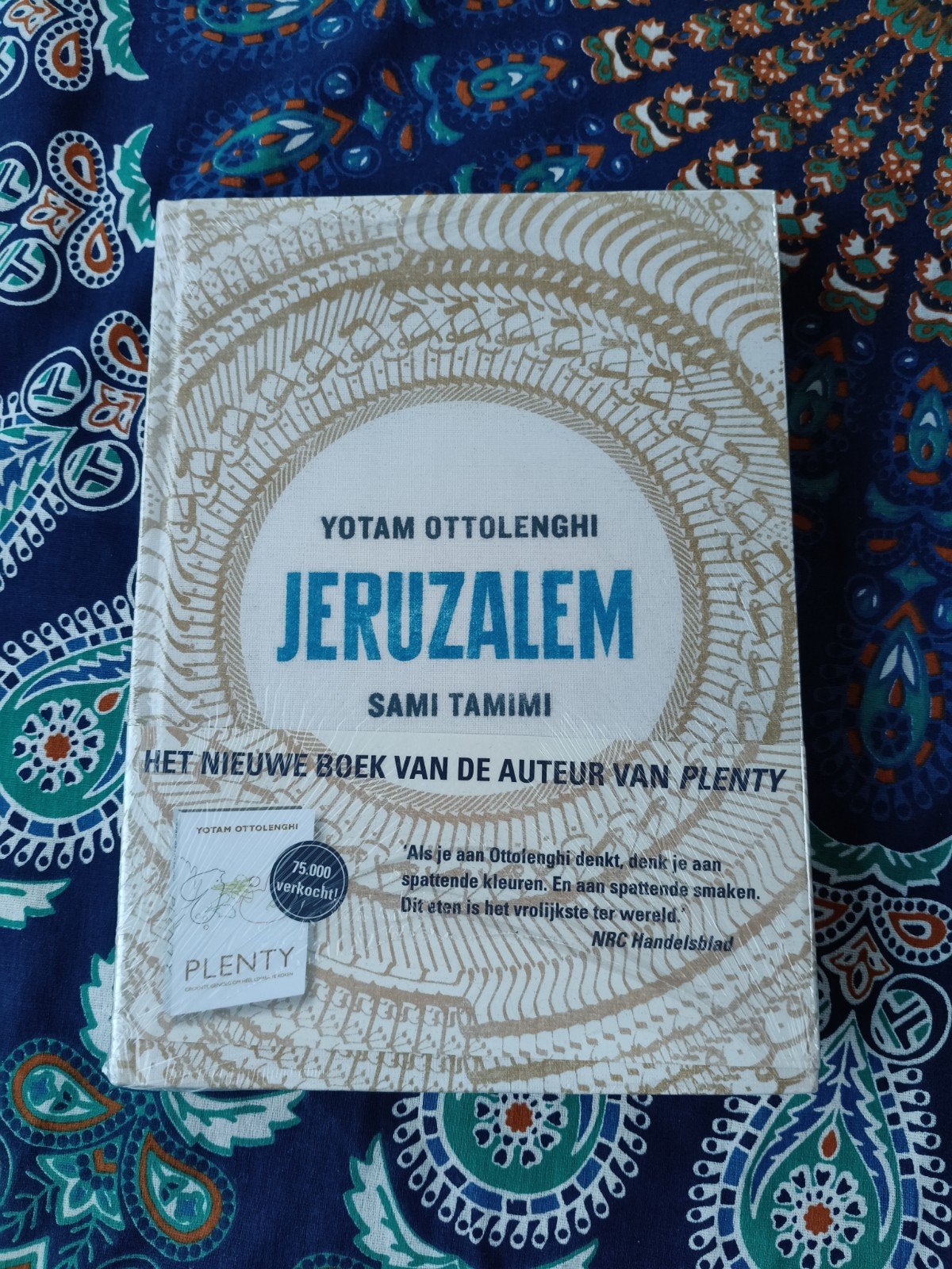 Yotam Ottolenghi - Jeruzalem nieuw!, Boeken, Kookboeken, Ophalen of Verzenden, Zo goed als nieuw, Yotam Ottolenghi; Sami Tamimi