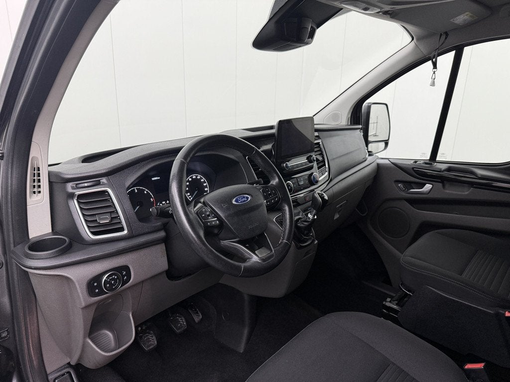 Ford Transit Custom 2.0TDCI 170PK Dubbele Cabine Limited | 2, Voorwielaandrijving, 4 cilinders, 2800 kg, 170 pk