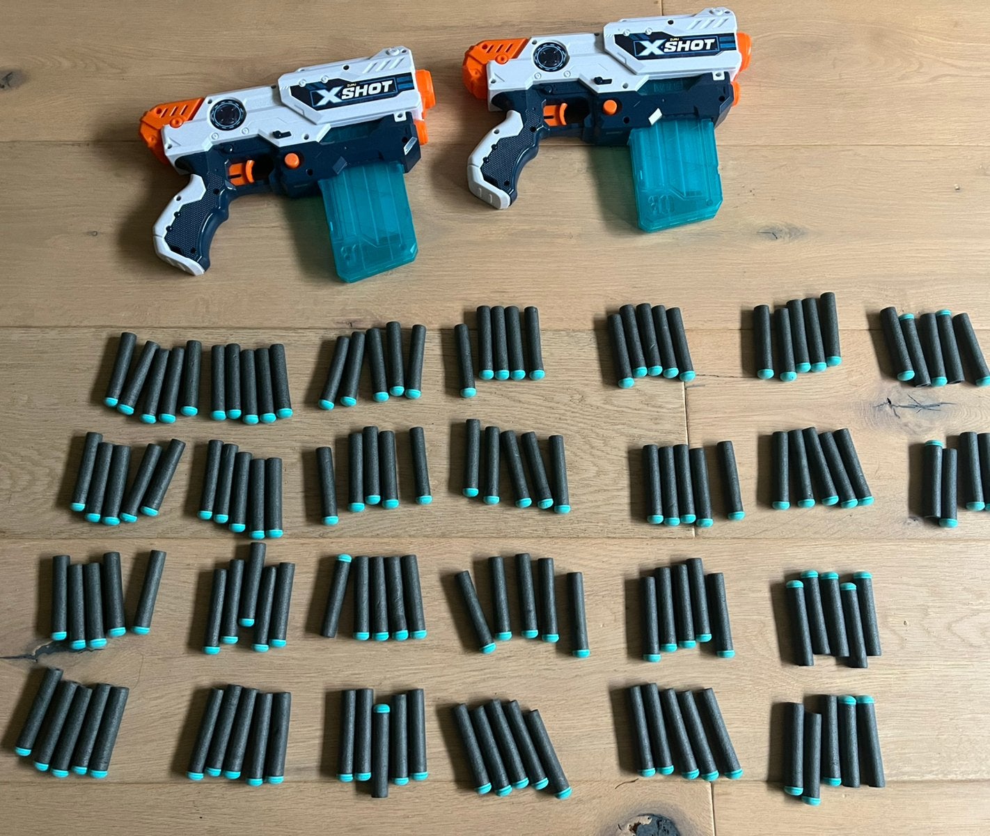 2 nerf pistolen met 130 darts, Ophalen, Zo goed als nieuw