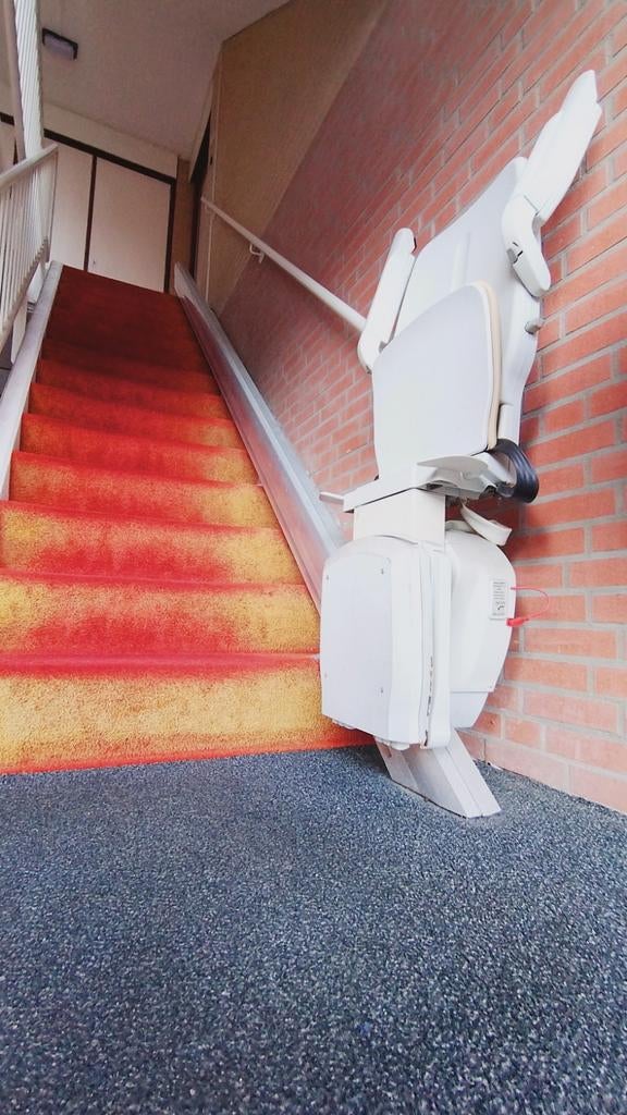 Bison Bede B50 Traplift Gedemonteerd invalide trap hulp lift, Diversen, Trapliften, Ophalen