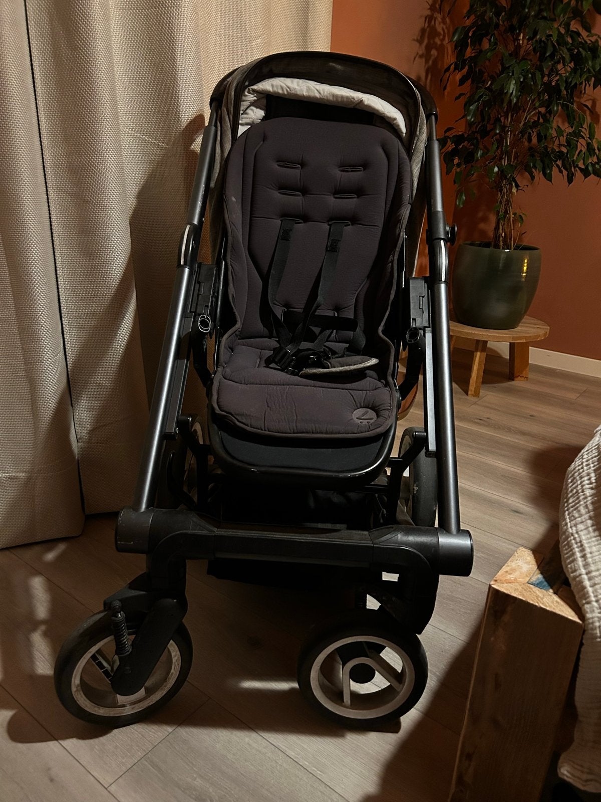 Mutsy Igo kinderwagen compleet met extra's, Ophalen, Gebruikt, Luchtbanden, Combiwagen