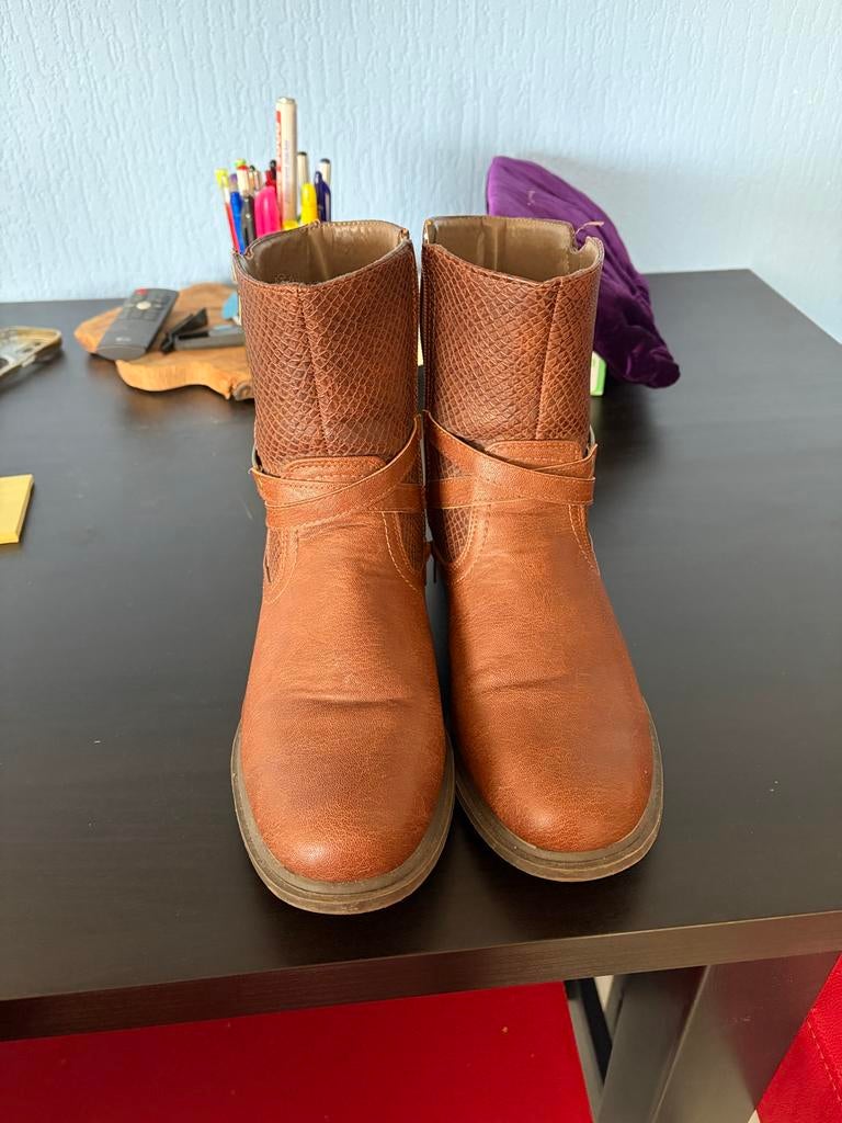 Lage laarsjes maat 42, Kleding | Dames, Bruin, Lage of Enkellaarzen, Ophalen of Verzenden, Gedragen