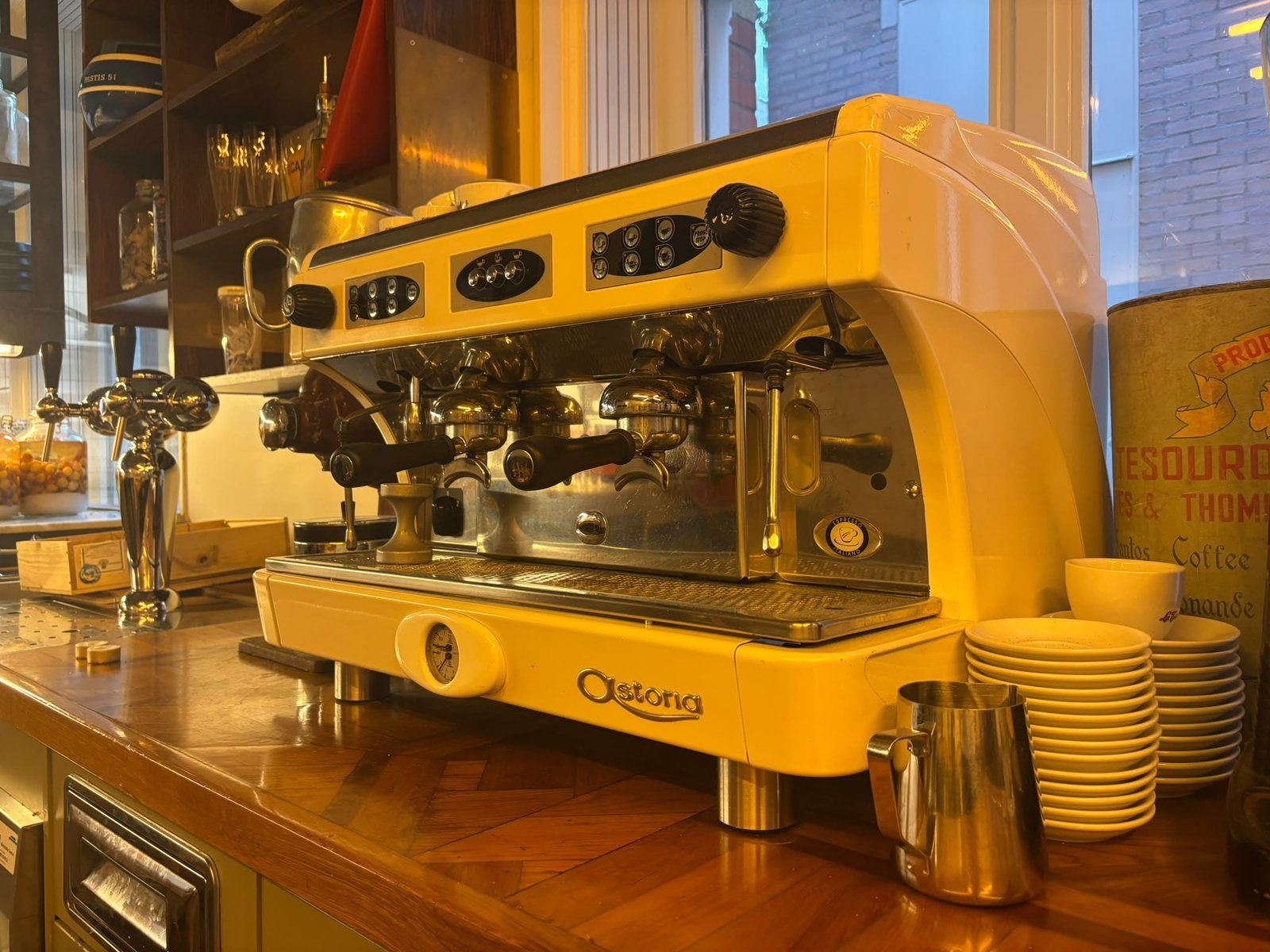 Astoria espressomachine, Stoompijpje, Gebruikt, Espresso apparaat, 10 kopjes of meer