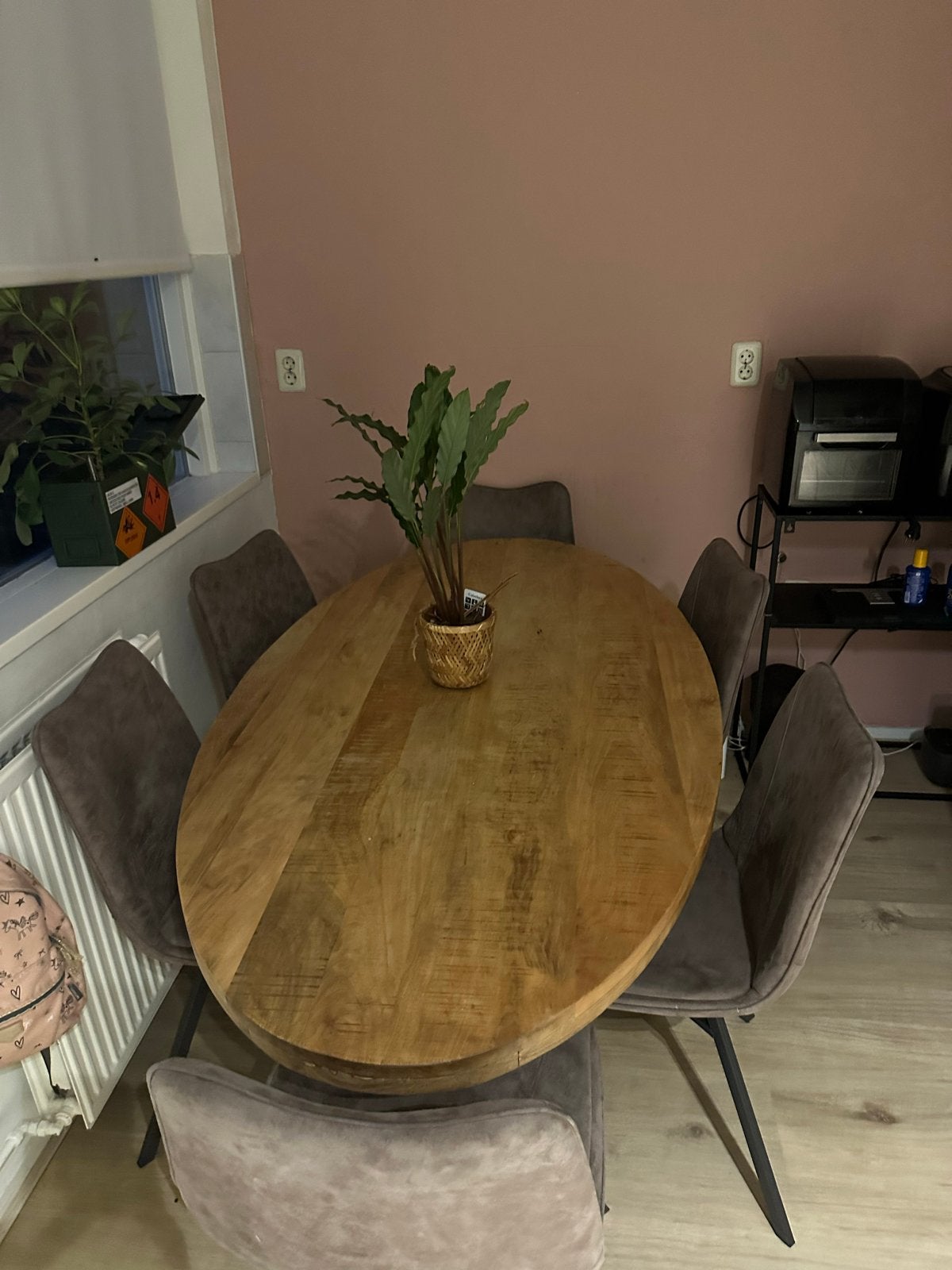 Ovale eettafel van mangohout met metalen onderstel, Ophalen, Gebruikt, 100 tot 150 cm, 150 tot 200 cm