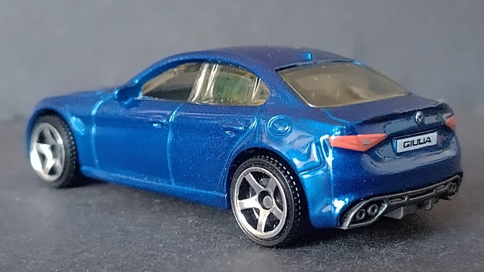 Alfa Romeo Giulia blue 3inch Matchbox Pol, Auto, ., Nieuw, Ophalen of Verzenden