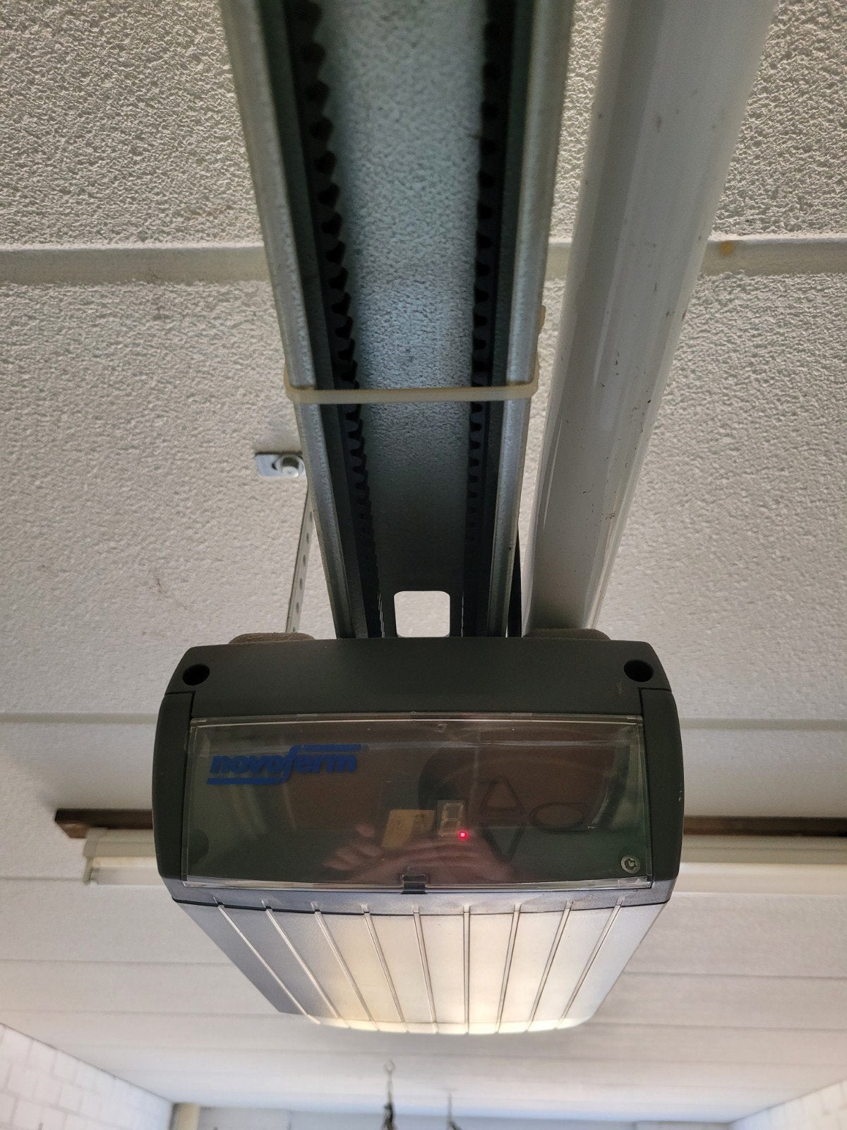 Novoferm Novomatic 403 elektrische garagedeuraandrijving, Ophalen, Gebruikt