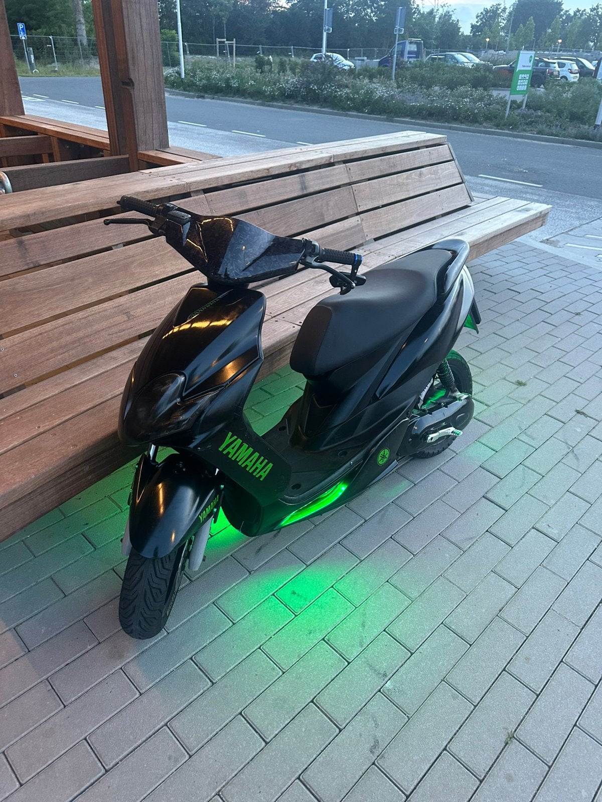 Jog R 70 cc (waardepeiling)!!, Fietsen en Brommers, Scooters | Yamaha, Ophalen, JogR of RR, Tweetakt, Maximaal 45 km/u