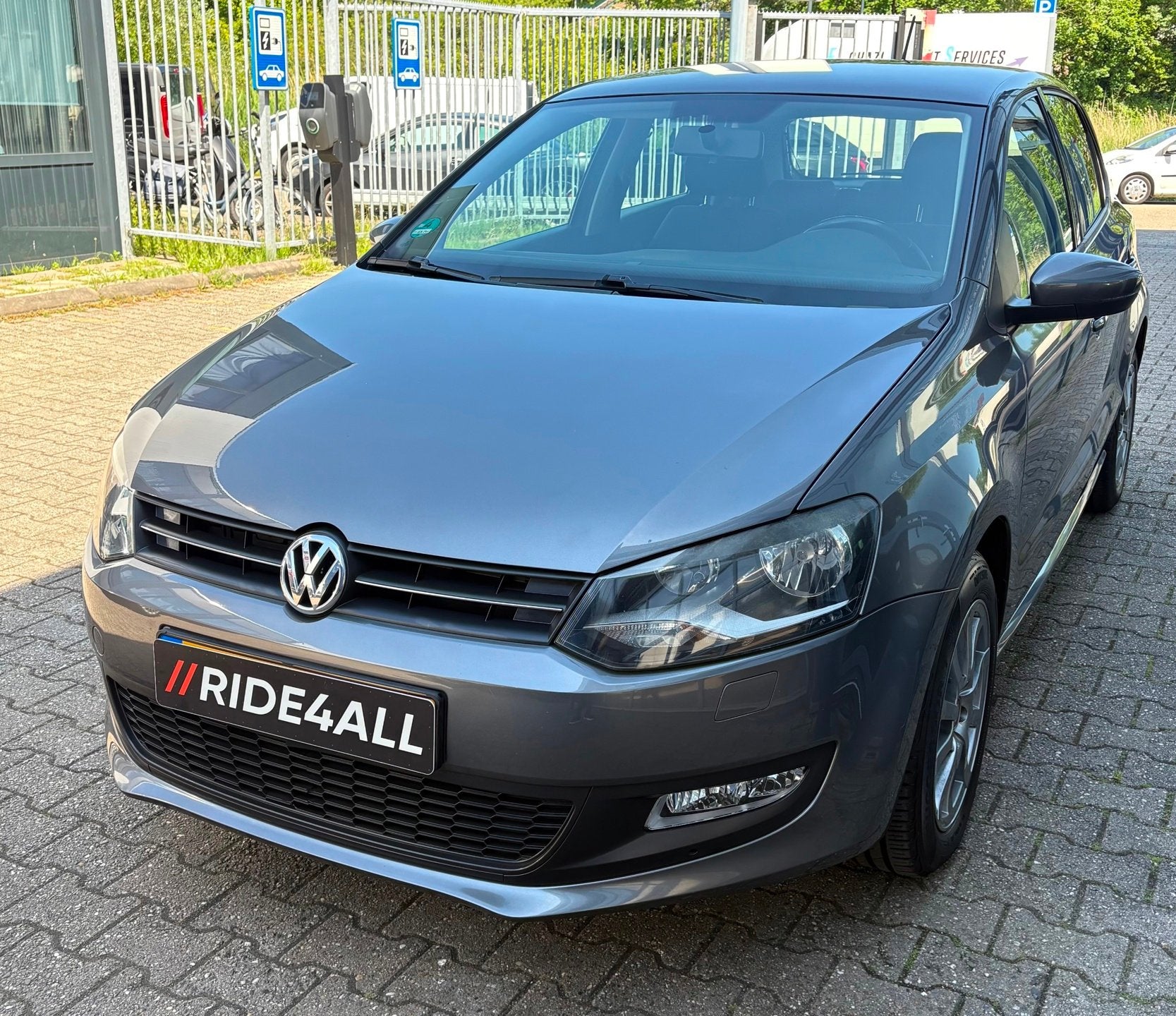 Volkswagen Polo 1.4-16V Highline/STOELVW/AIRCO, Voorwielaandrijving, Zwart, 4 cilinders, Bedrijf
