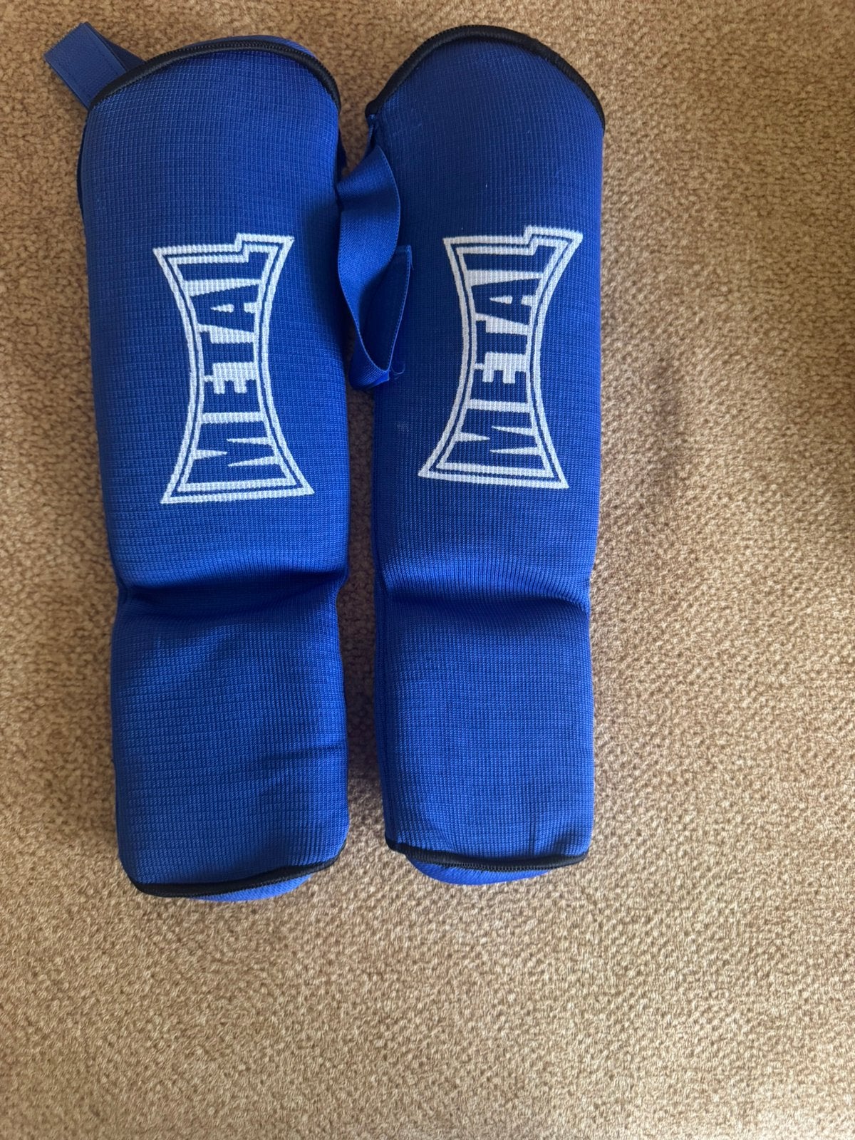 Metal Boxe Scheenbeschermers (Blauw), Sport en Fitness, Ophalen of Verzenden, Zo goed als nieuw, Boksbeschermers