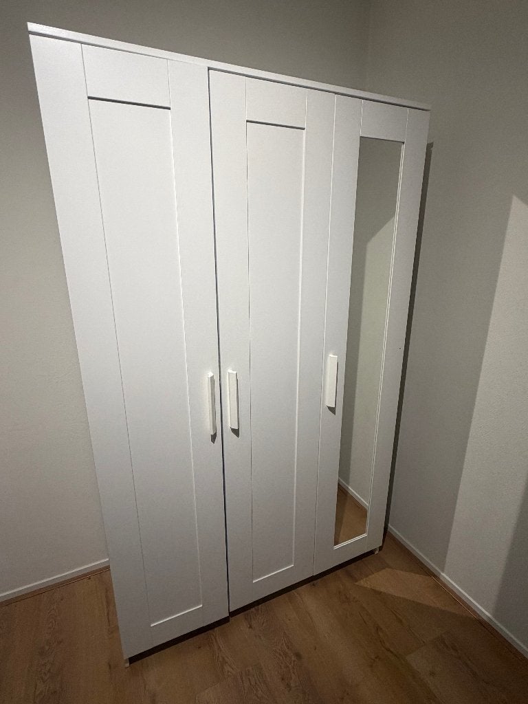 Witte kledingkast met spiegeldeur - Ikea Brimnes, Ophalen, 100 tot 150 cm, Zo goed als nieuw, Modern