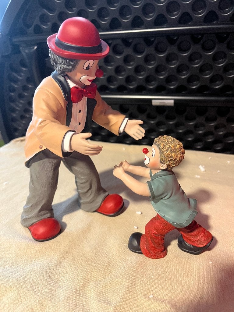Gilde Clowns beeldje: 'Wie komt er in mijn armen?', Ophalen of Verzenden, Zo goed als nieuw, Overige typen