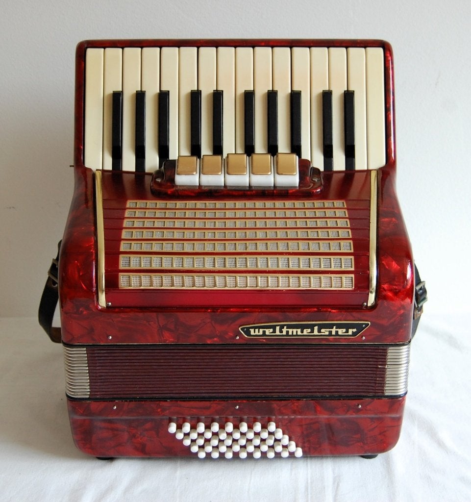 Accordeon Weltmeister 40 bas, Muziek en Instrumenten, Accordeons, Weltmeister, Gebruikt, Info@akkordeonmanufaktur.de, Overige formaten