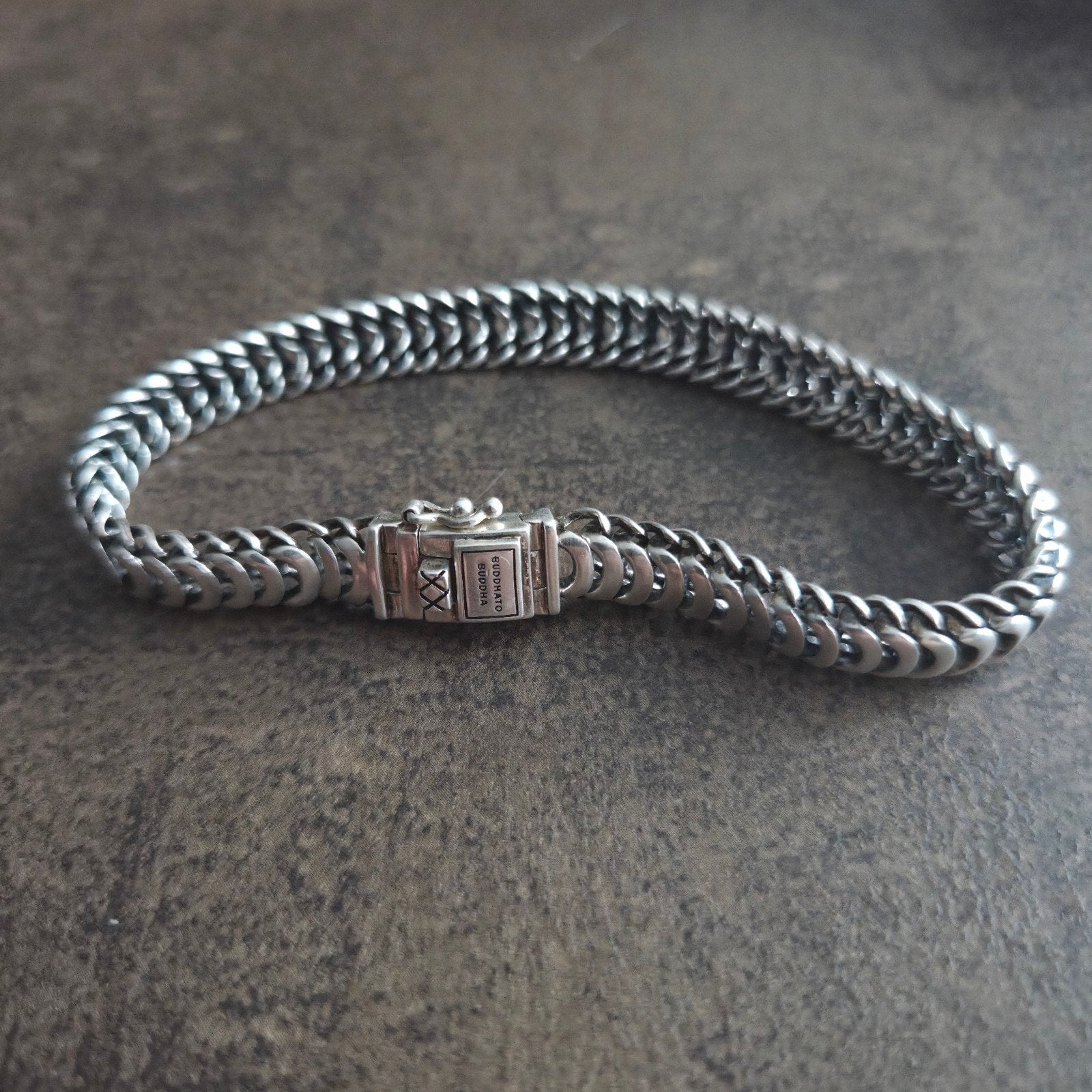 Nieuwe zilveren Buddha to Buddha armband (Lars), Ophalen of Verzenden, Zo goed als nieuw, Zilver, Zilver