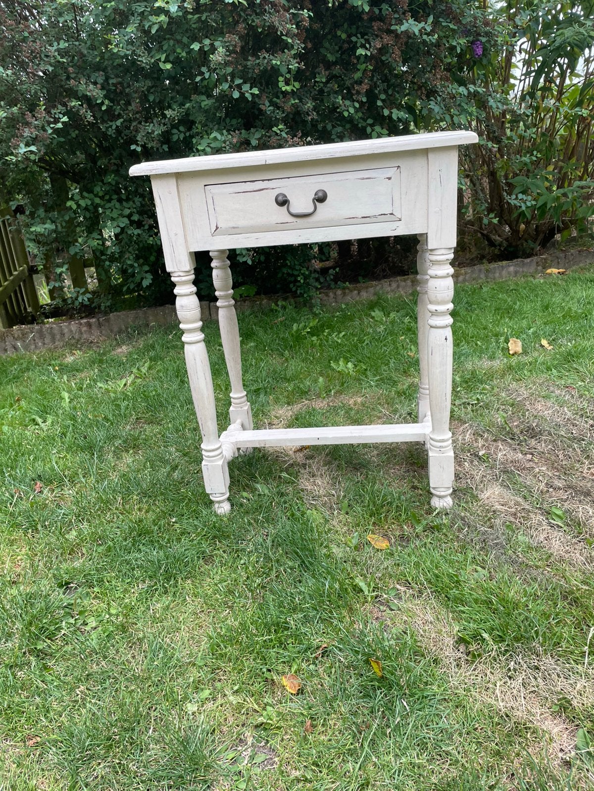 Vintage bijzet tafeltje met lade, Ophalen, Gebruikt, Minder dan 45 cm, 70 cm of meer