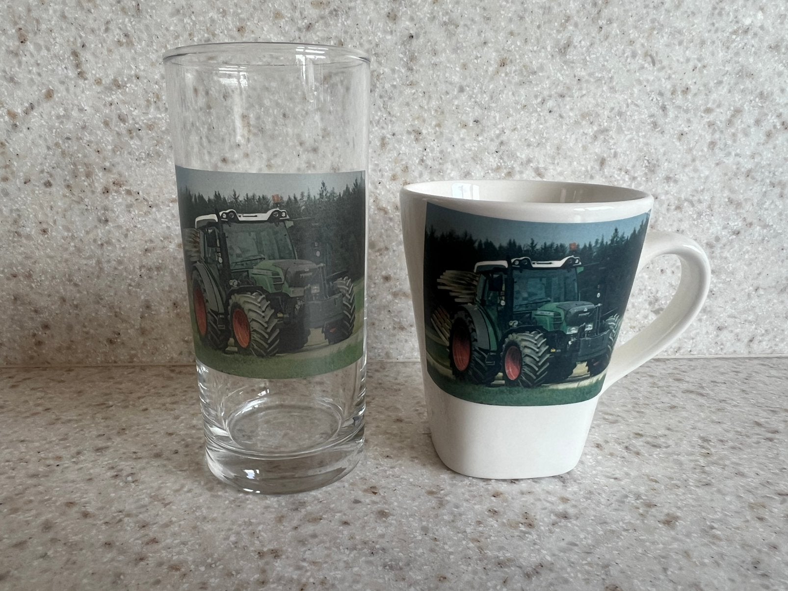 Fendt trekker set beker aardewerk en glas nieuw, Verzamelen, Verzenden, Nieuw, Overige typen