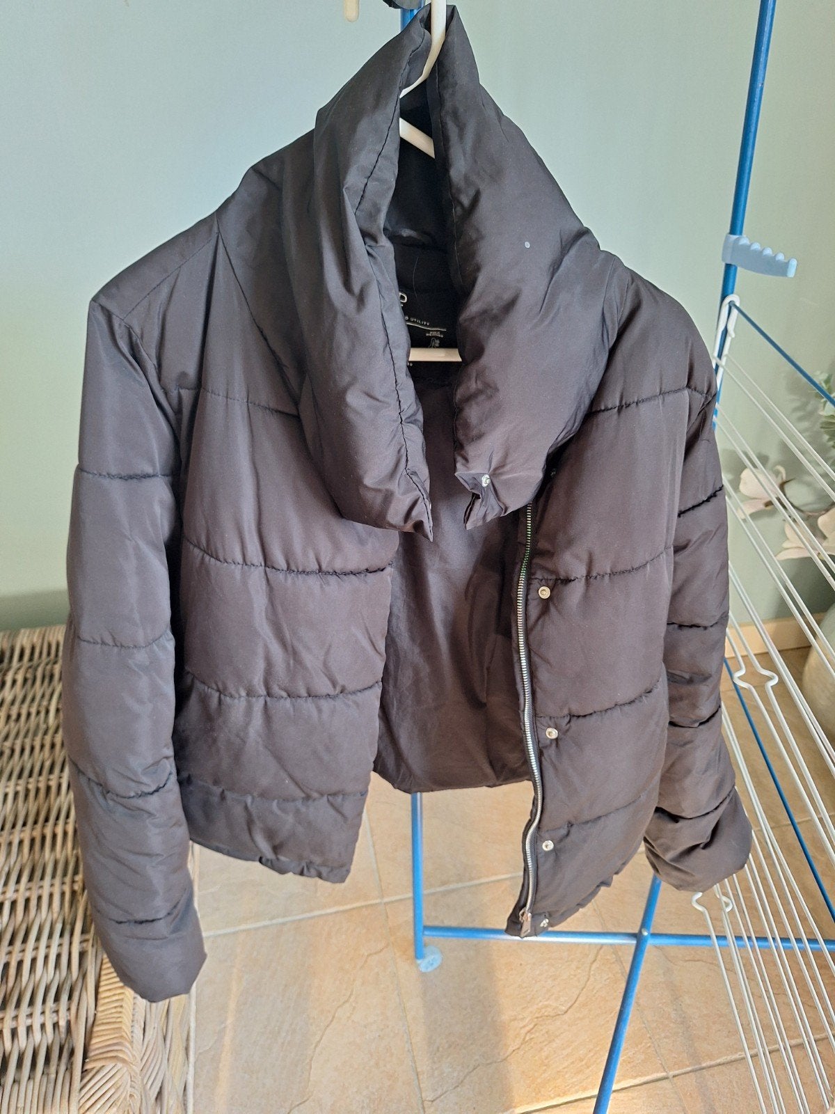 Stradivarius Puffer Jacket / Gewatteerde Jas (Zwart) – Maat, Kleding | Dames, Jassen | Winter, Zwart, Maat 42/44 (L), Ophalen of Verzenden