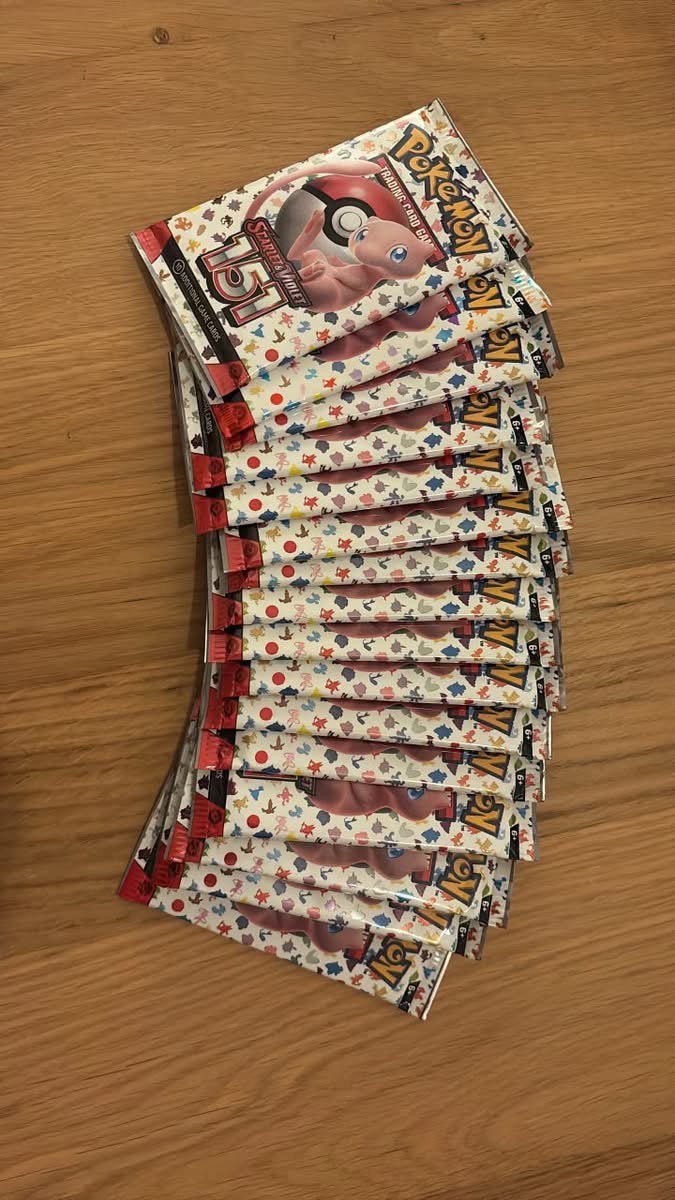 Pokemon Boosters, Ophalen of Verzenden, Zo goed als nieuw