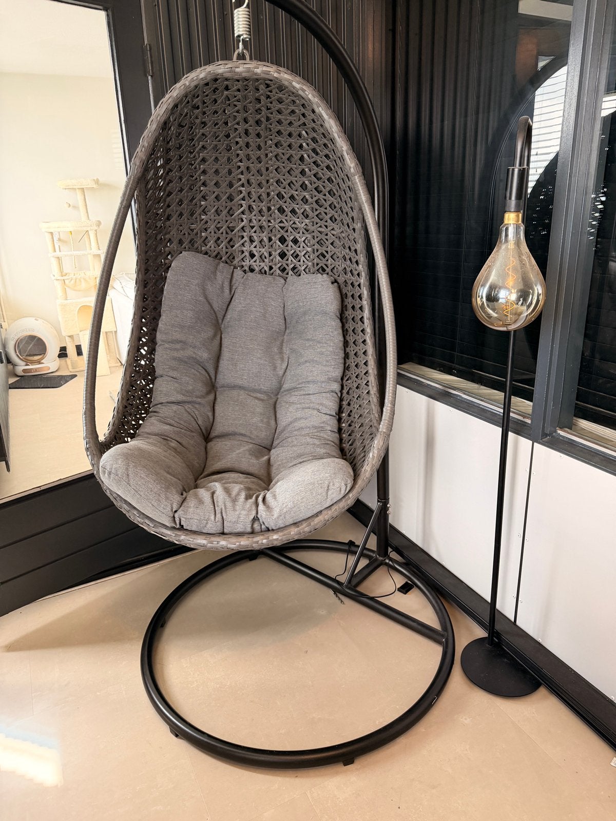 Hangstoel, Huis en Inrichting, Stoelen, Ophalen, Zo goed als nieuw, Metaal, Eén