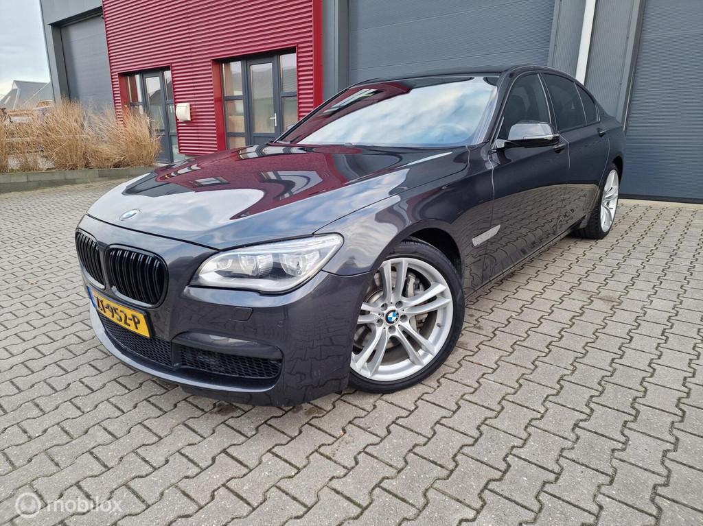 BMW 750i High Executive /pano-dak /Softclose/ leder, Automaat, Euro 5, Achterwielaandrijving, Gebruikt