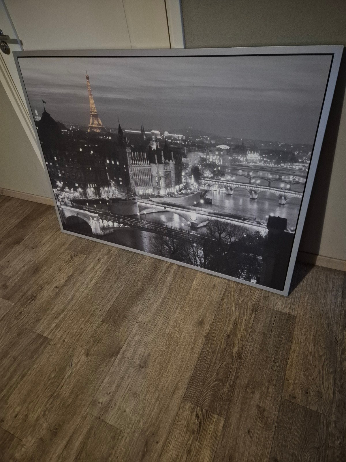 IKEA VILSHULT Parijs Eiffeltoren Canvas Schilderij, Ophalen, Oorspronkelijke maker, Zo goed als nieuw, Schilderij