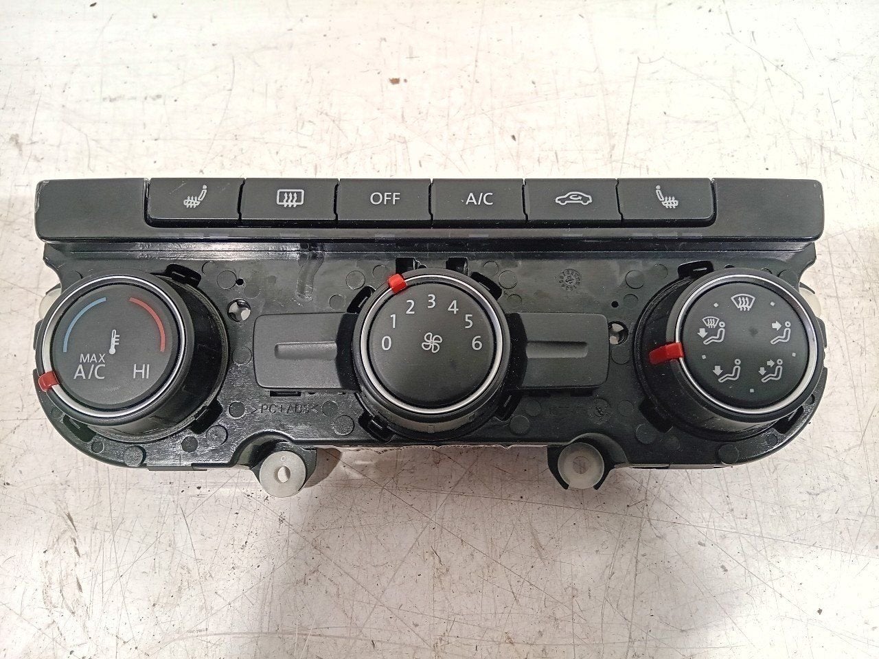 Bedieningspaneel kachel Volkswagen Passat, Onderdelen@venauto.nl, Van der Ven Autorecycling B.V., Gebruikt, Ettenseweg 76, 4706 PB Roosendaal, The Netherlands