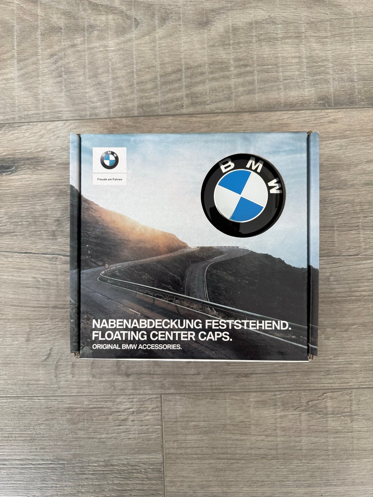 Nieuwe BMW stilstaande naafkappen 68mm, Ophalen of Verzenden