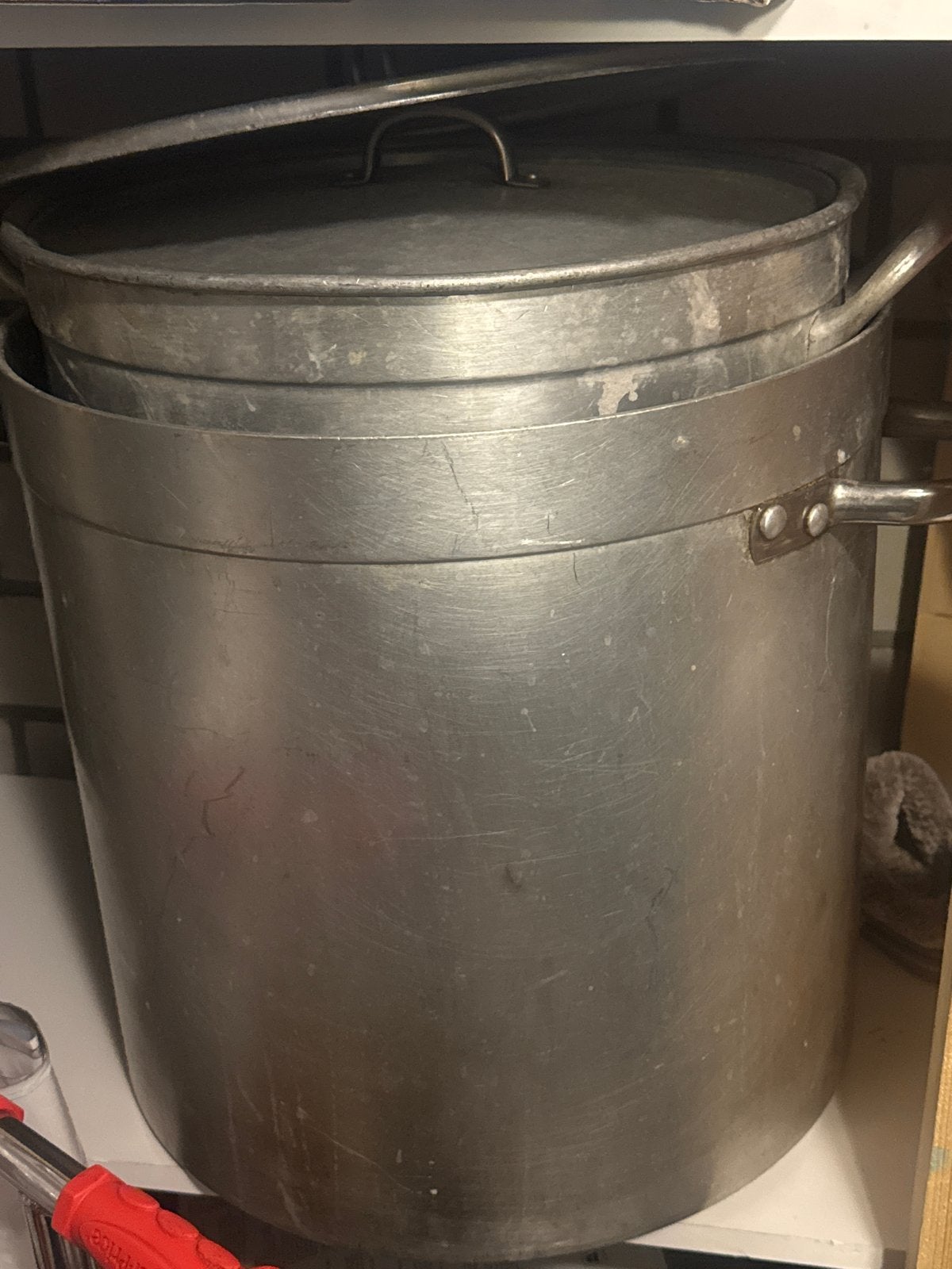 Grote aluminium kookpan met deksel - Ideaal voor grote maalt, Huis en Inrichting, Ophalen, Gebruikt, Met deksel, Aluminium