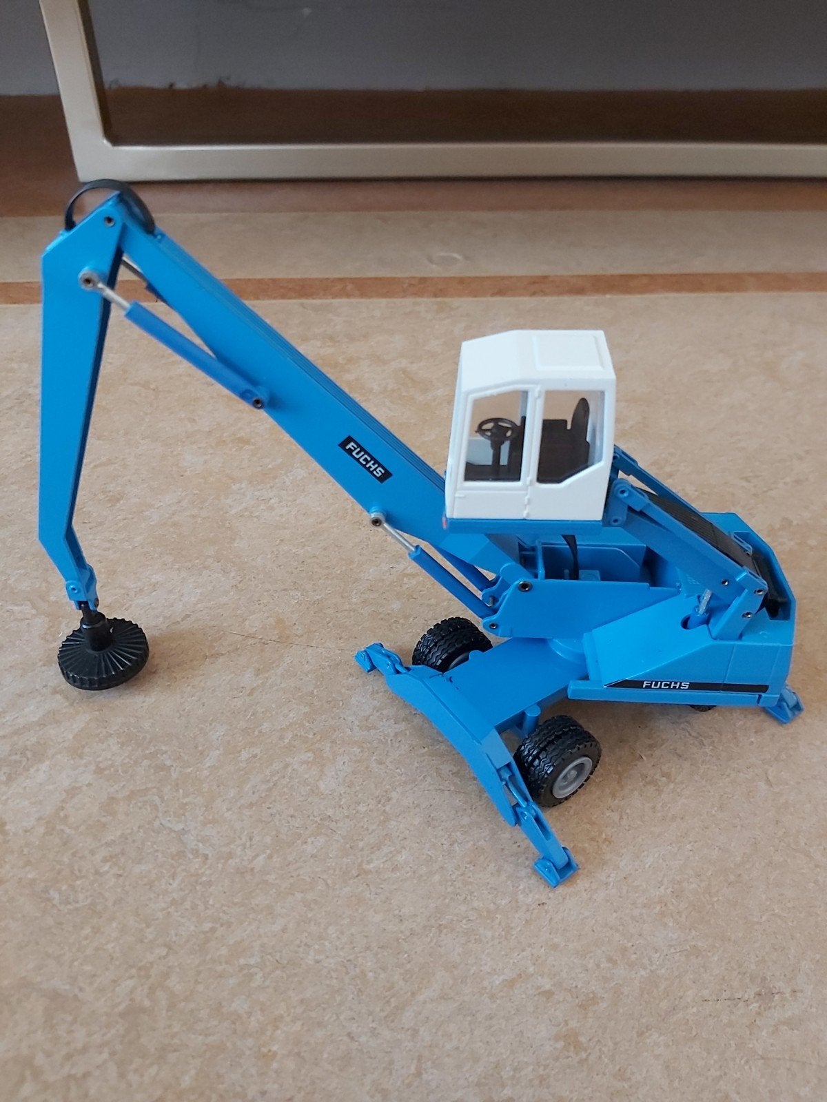 Fuchs mobiele overslagmachine op banden van Conrad 1/50 OVP, Hobby en Vrije tijd, Modelauto's | 1:50, Ophalen of Verzenden, Nieuw