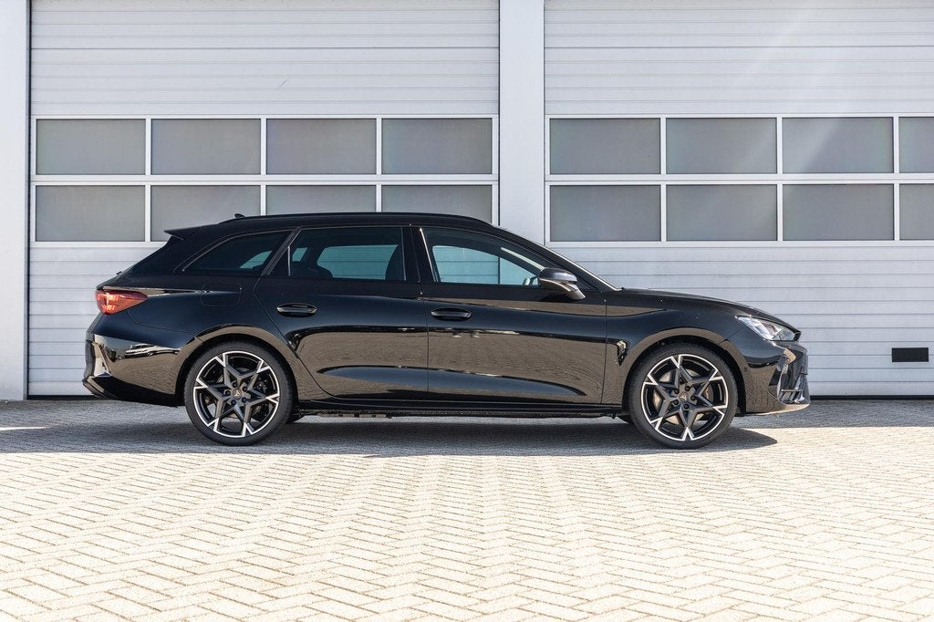 CUPRA Leon Sportstourer 1.5 TSI e-Hybrid 272pk VZ Performanc, Auto's, Cupra, 12 maanden, 1498 cc, 4 cilinders, Alcantara