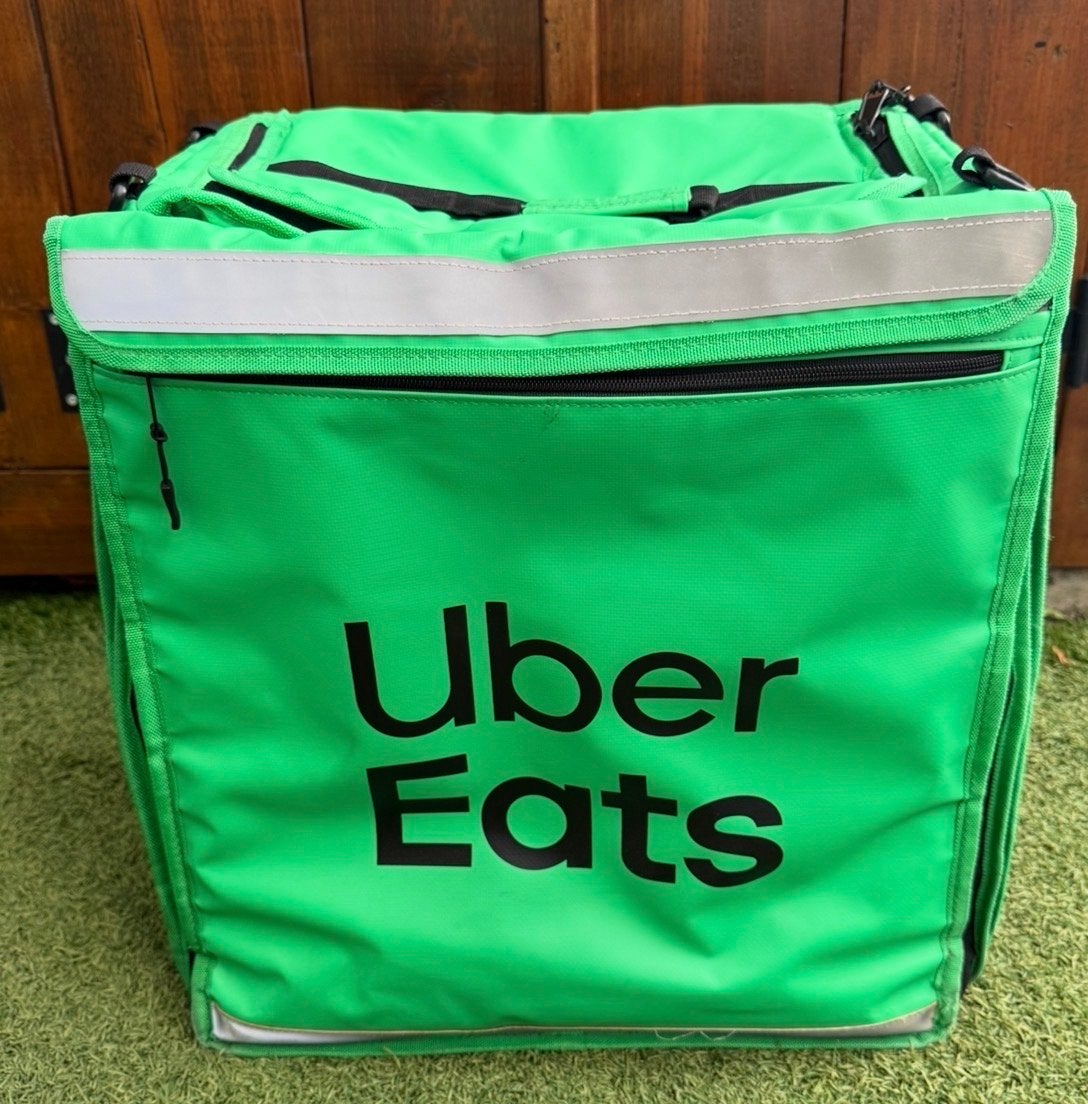 NIEUW Uber Eats bezorgtas rugzak koeltas warmtetas, Sieraden, Tassen en Uiterlijk, Tassen | Rugtassen, 40 cm of meer, Nieuw, Ophalen of Verzenden