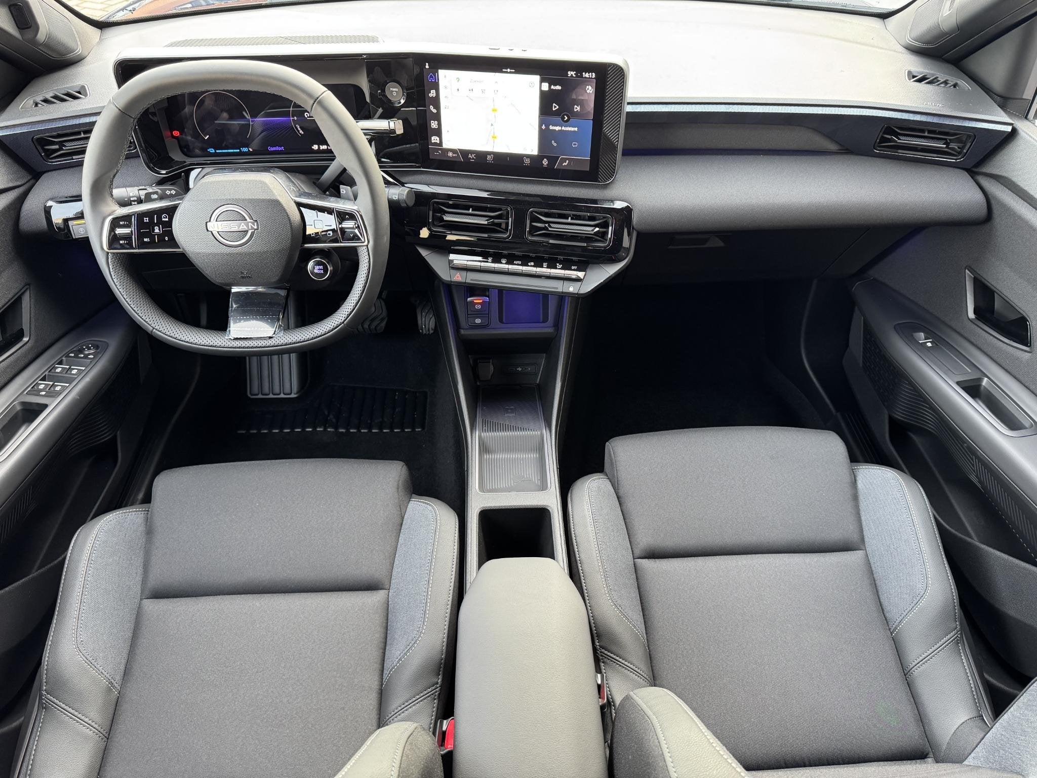 Nissan Micra ADVANCE - Launch Edition 52 kWh / Apple Carplay, Auto's, Stof, Automatische klimaatregeling, 150 pk, Blauw