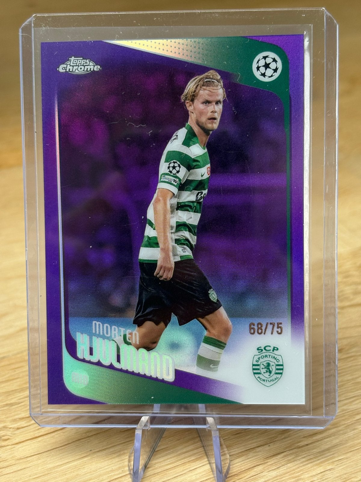 Topps Chrome Morten Hjulmand Sporting CP 68/75, Verzamelen, Ophalen of Verzenden, Zo goed als nieuw, Buitenlandse clubs, Spelerskaart
