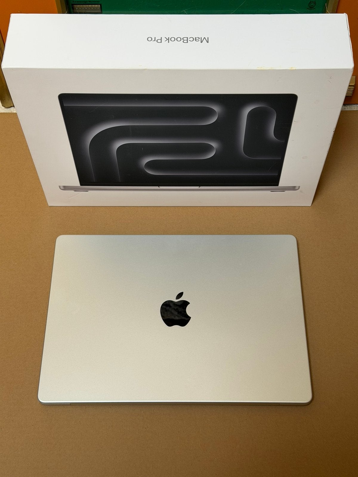 Macbook Pro M4 Pro 14inch 14-core CPU 20-core GPU 1TB/24GB, Computers en Software, Ophalen, Zo goed als nieuw, 1 TB of meer, MacBook Pro