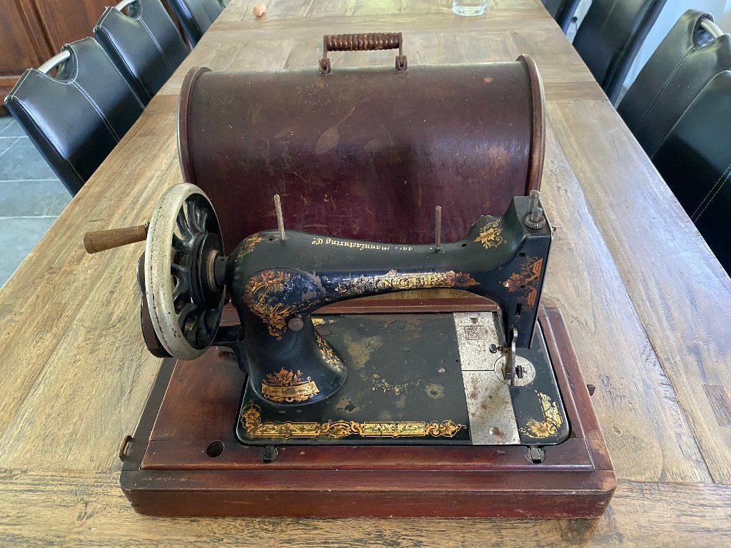 Singer handnaaimachine in koffer, Antiek en Kunst, Ophalen