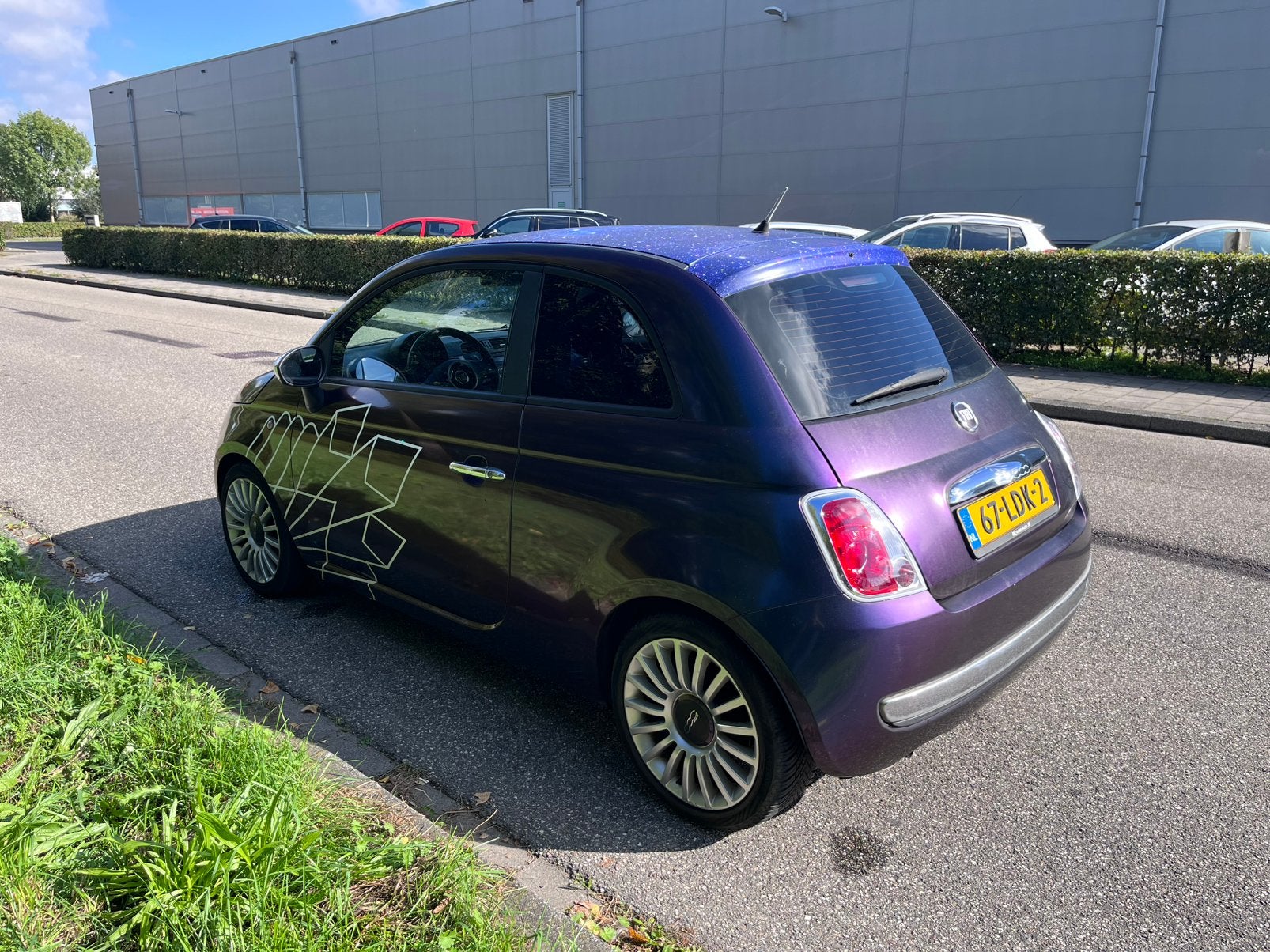 Foto 3 van Unieke Fiat 500 Automaat | Kameleon & Sterrenhemel Dak!