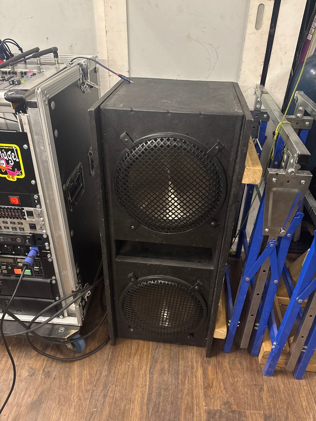 Dubbele 12 inch subwoofer - Krachtig en diep geluid, Audio, Tv en Foto, Luidsprekers, Ophalen of Verzenden, Gebruikt, 150 watt of meer