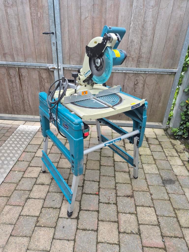 Makita LF1000 flipper tafel- en combinatiezaag 260 mm 1650W, Doe-het-zelf en Verbouw, Gereedschap | Zaagmachines, Ophalen, Festool makita