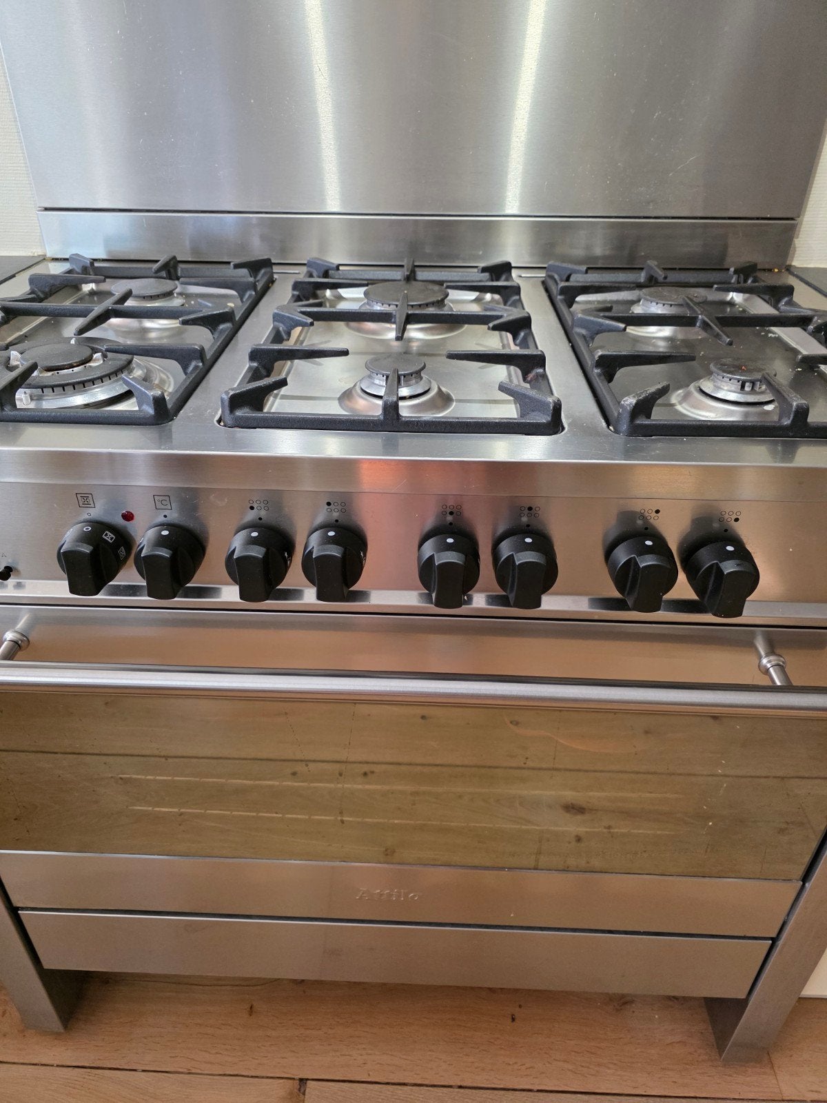 Attila PRF 1060 IX Vrijstaand Gasfornuis met Oven, Ophalen, Gebruikt, 60 cm of meer, Gas