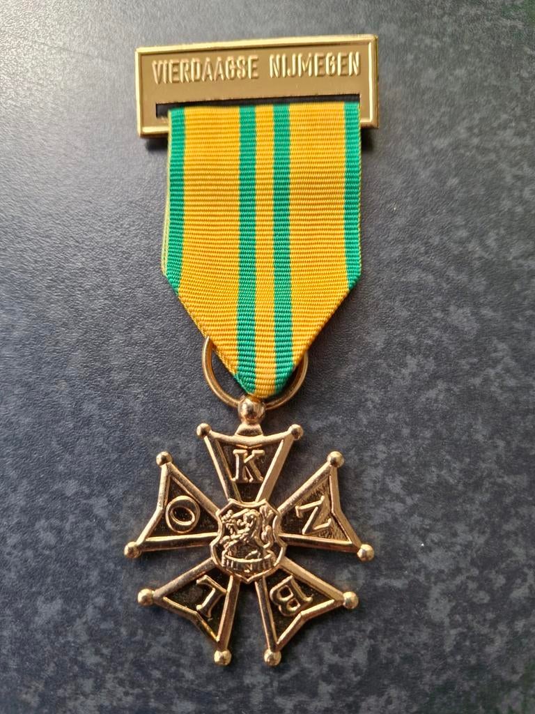 Medaille Vierdaagse 1x, Ophalen of Verzenden, Landmacht, Nederland, Lintje, Medaille of Wings