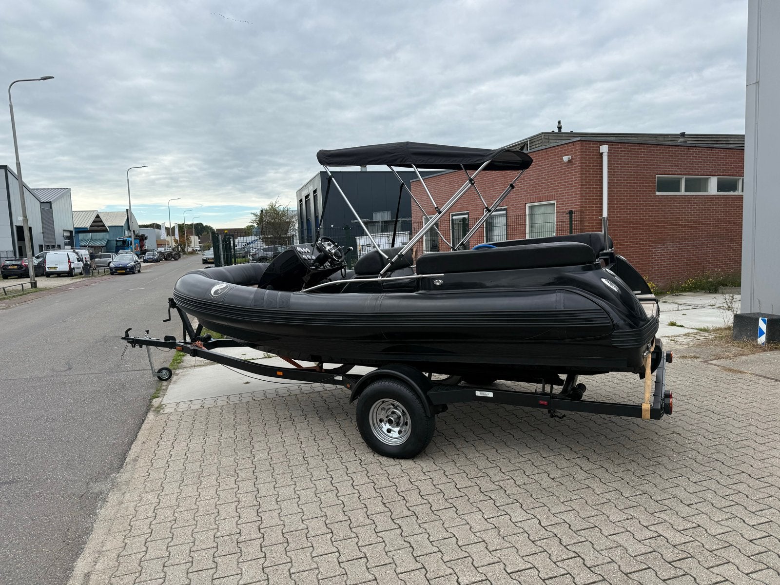 Foto 3 van Castoldi 16 SB Jet Tender - Luxe en Krachtig