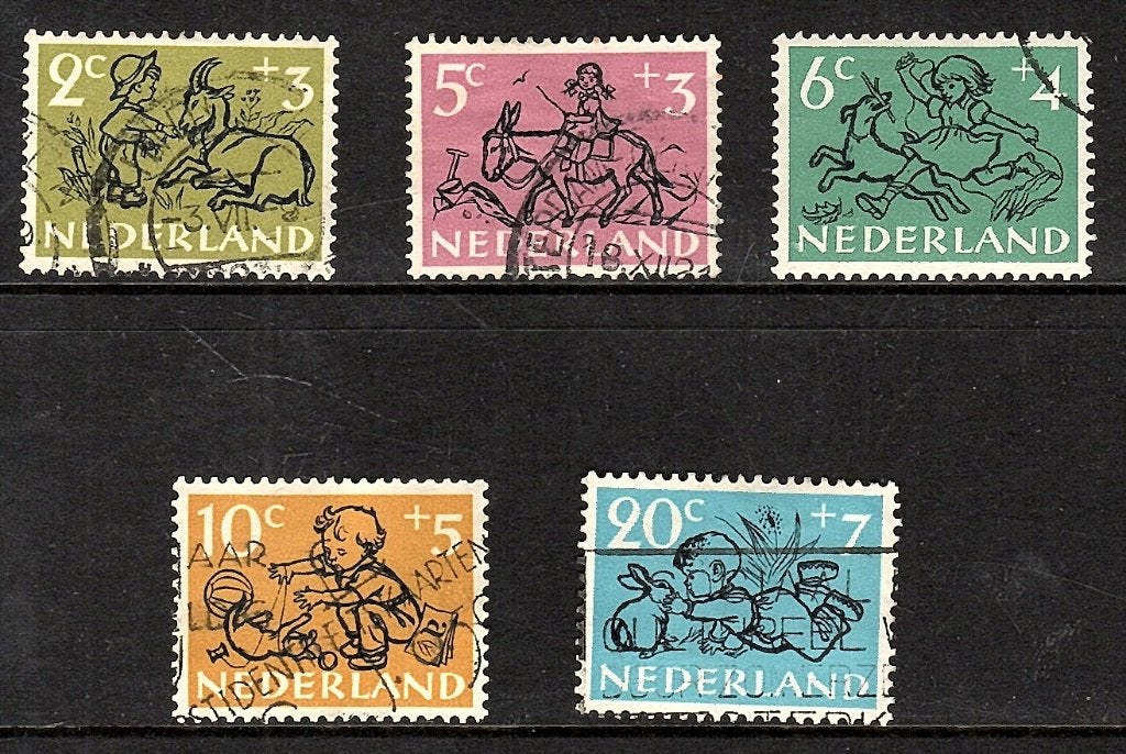 nvph 596-600 kinderzegels 1952 gebruikt zie scan 435, Postzegels en Munten, Ophalen of Verzenden, Na 1940, Gestempeld
