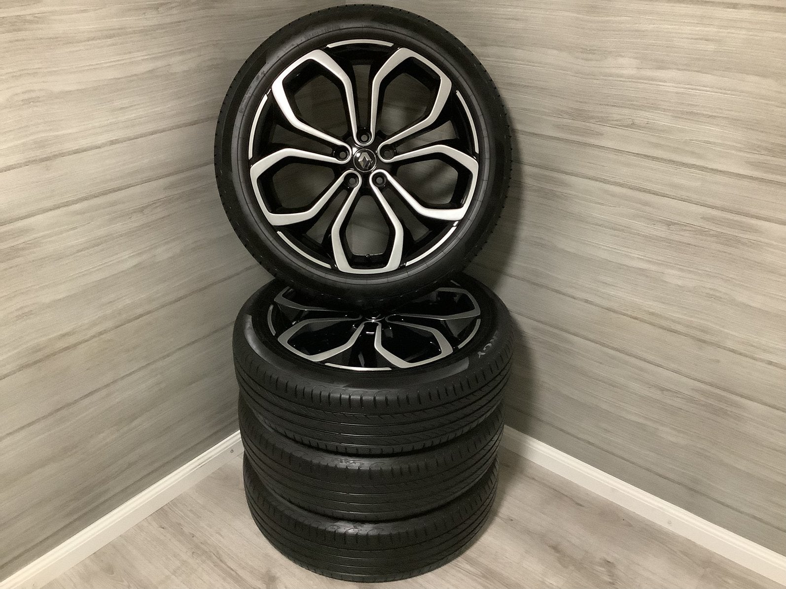 Renault SCENIC IV origineel velgen zomerbanden 20 inch, Banden en Velgen, Ophalen of Verzenden, Personenwagen, 195 mm