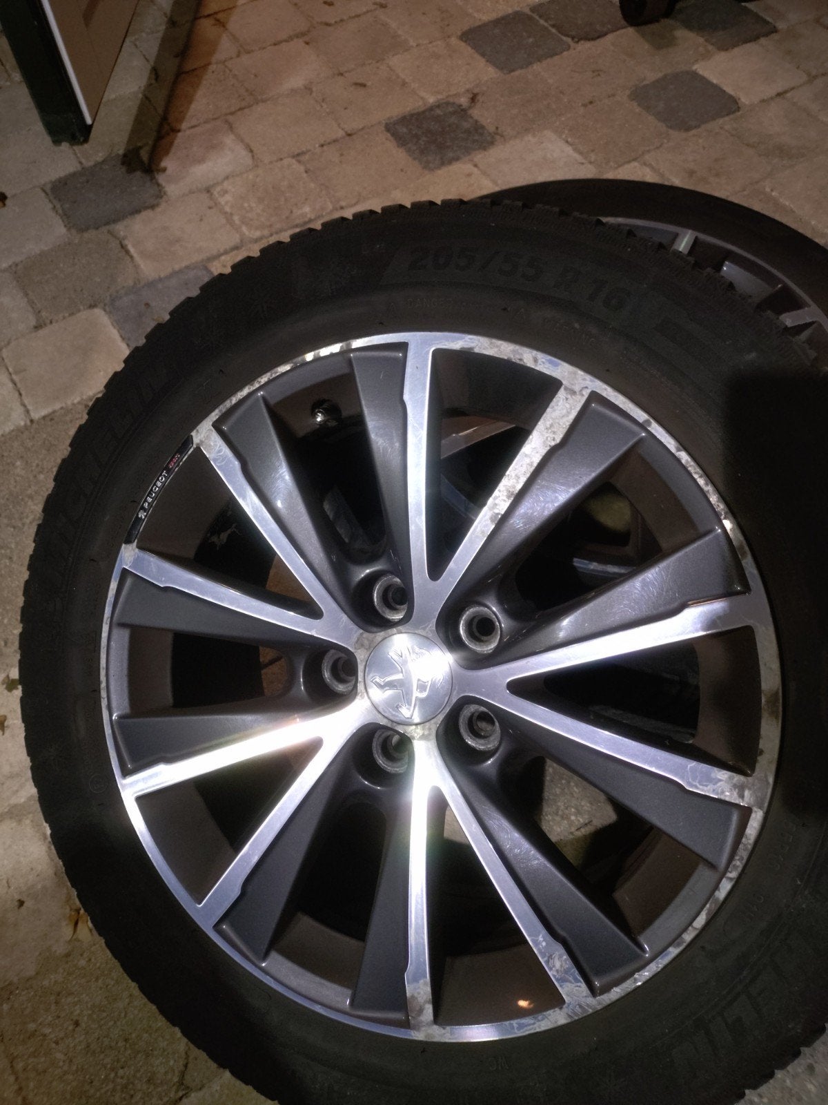 Peugeot 308 velgen met Michelin winterbanden 205/55/R16, Auto-onderdelen, Ophalen, Gebruikt, 16 inch, Banden en Velgen
