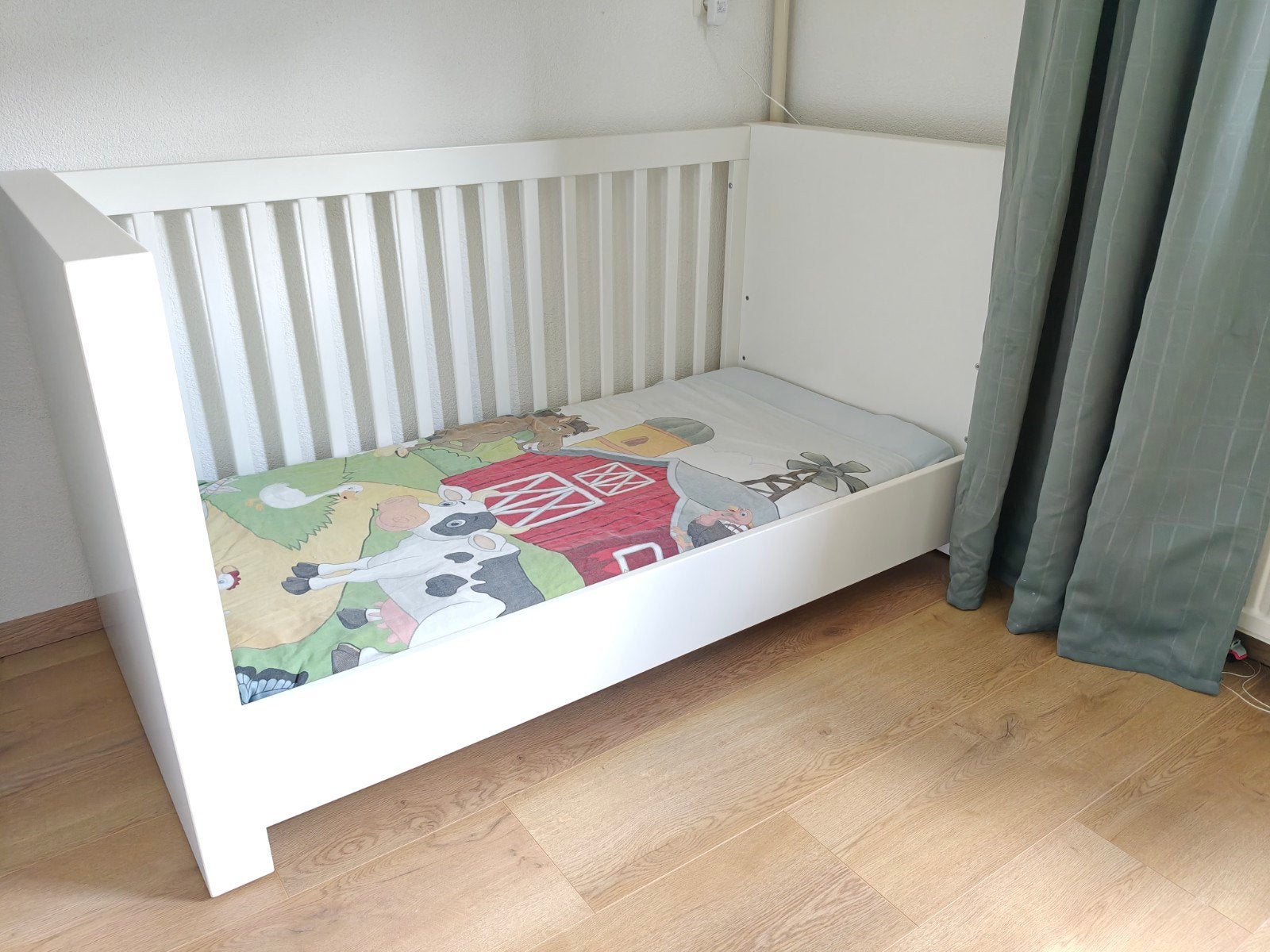 Kidsmill Alaska Hoogglans Ledikant en commode, Ophalen, Gebruikt, Ledikant