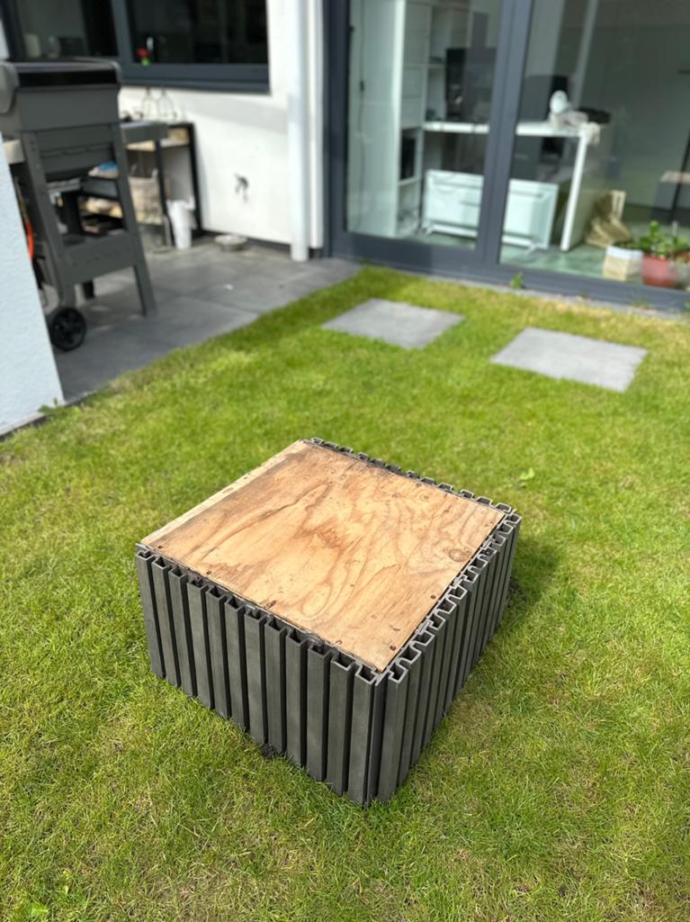 Huisje voor uw robotmaaier, Tuin en Terras, Grasmaaiers, Ophalen of Verzenden, Gebruikt