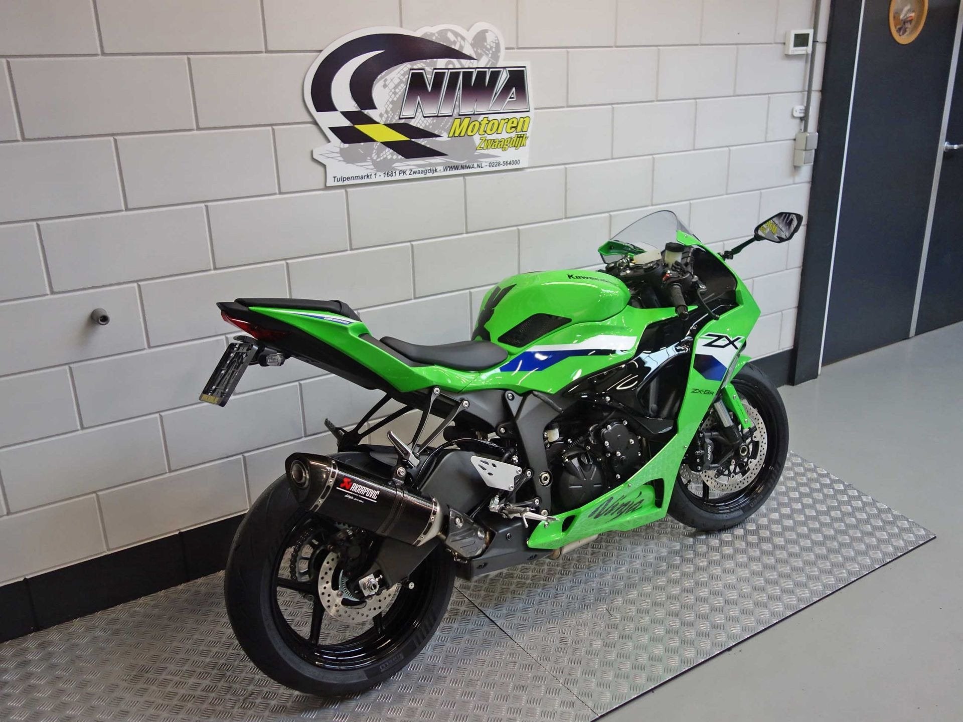 Kawasaki ZX-6R, Motoren, 636 cc, Super Sport, Meer dan 35 kW, ABS