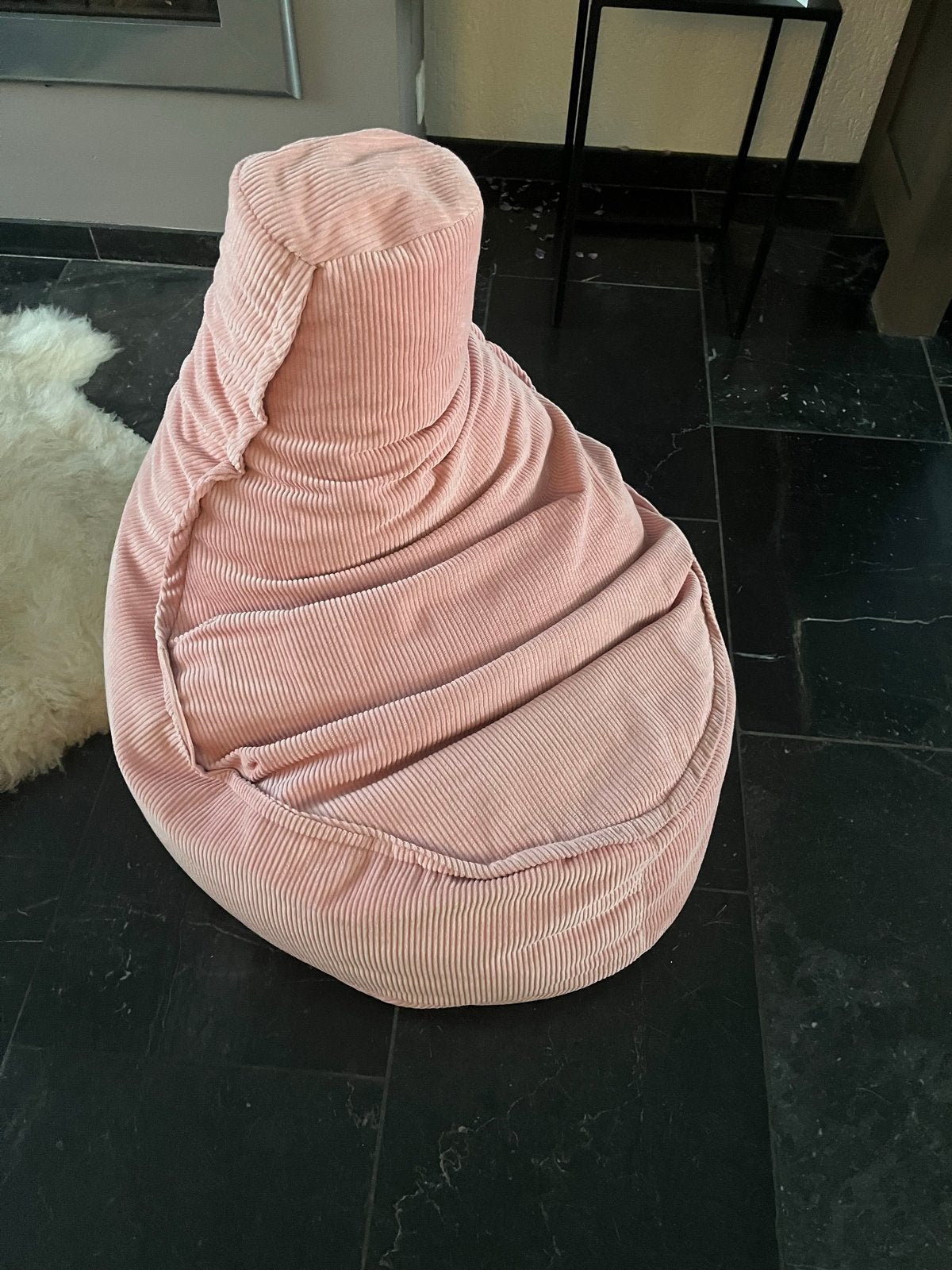 Roze ribfluwelen zitzak - Comfortabel en stijlvol, Ophalen, Zo goed als nieuw, Roze, Zitzak