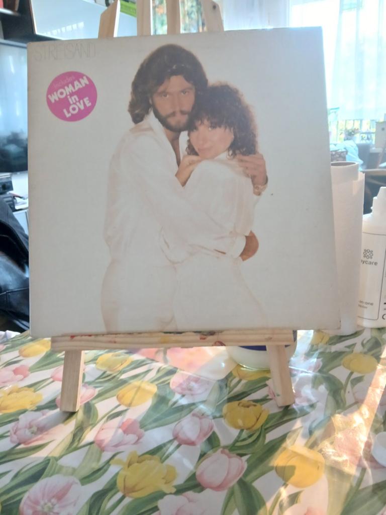 Barbra Streisand - Guilty LP (Woman in Love) elpee, Ophalen of Verzenden, 1980 - 1989, Gebruikt, 12 inch